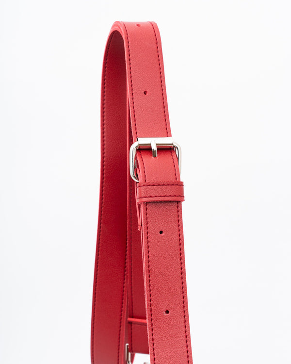BRIANNA SLING BAG IN CRIMSON